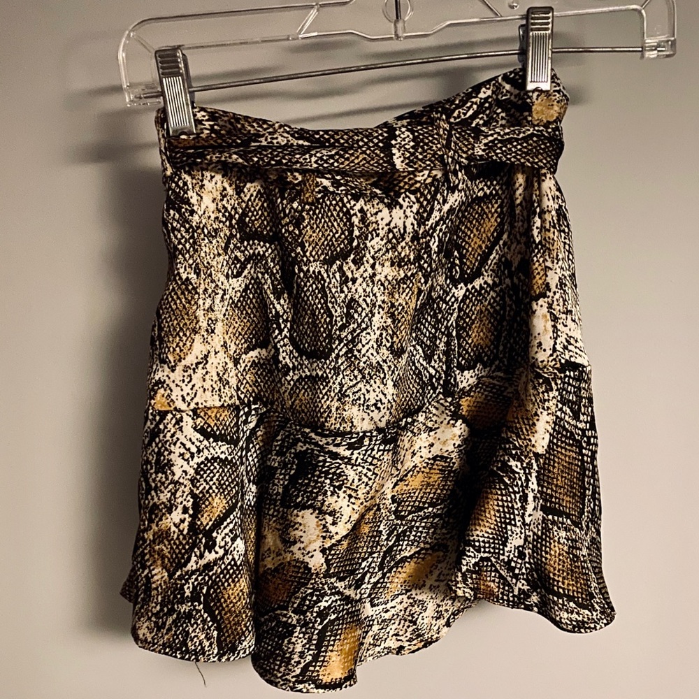 NWT ZARA SATIN ANIMAL PRINT SKIRT